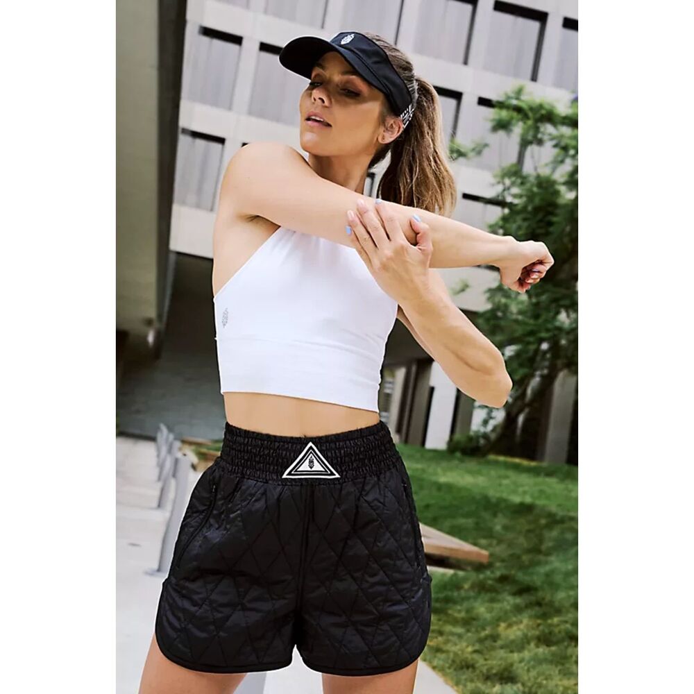 FP MOVEMENT M Discover Black Quilted Athletic Short White Puffer Shorts